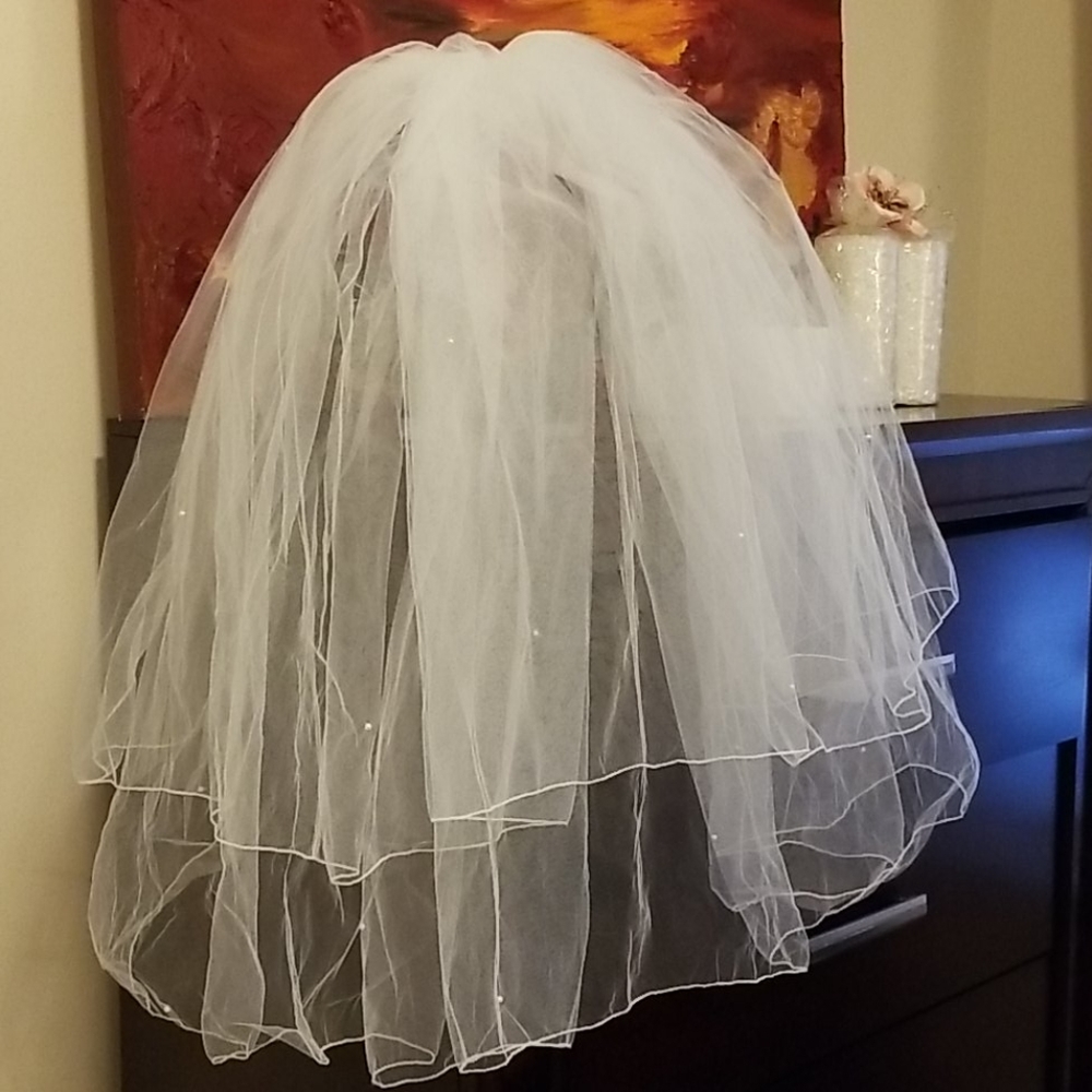 Bridal veil white 2 layers